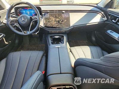 Zdjęcie 8 z 12 samochodu: 2025 MERCEDES-BENZ E 350 4MATIC VIN:W1KLF4HB3SA123299 - miniatura