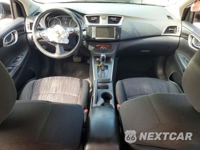 Zdjęcie 8 z 13 samochodu: 2019 NISSAN SENTRA SV VIN:3N1AB7AP9KL628408 - miniatura