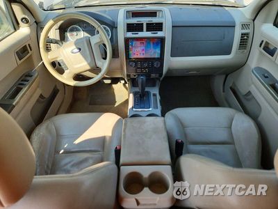 Zdjęcie 8 z 12 samochodu: 2008 FORD ESCAPE XLT VIN:1FMCU93188KA44723 - miniatura