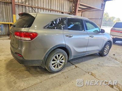 Trzecie zdjęcie samochodu z tyłu: 2017 KIA SORENTO LX VIN:5XYPG4A38HG257147 - miniatura