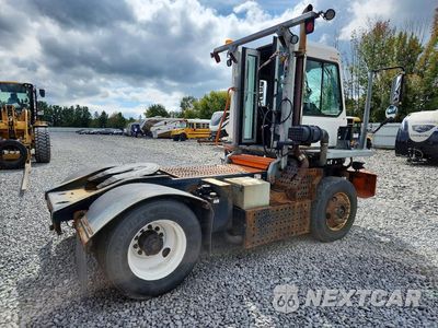 Trzecie zdjęcie samochodu z tyłu: 2022 TERMINAL INVESTMENT CORP YARD TRUCK VIN:1T9TSTA80NR825014 - miniatura