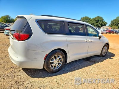 Trzecie zdjęcie samochodu z tyłu: 2020 CHRYSLER VOYAGER LXI VIN:2C4RC1DG2LR172570 - miniatura