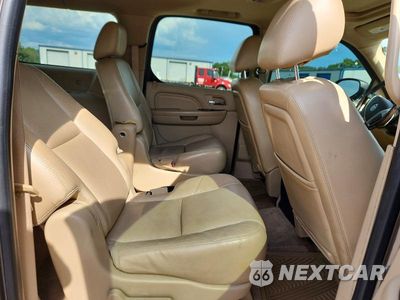 Zdjęcie 10 z 12 samochodu: 2011 CADILLAC ESCALADE ESV LUXURY VIN:1GYS4HEF3BR210819 - miniatura