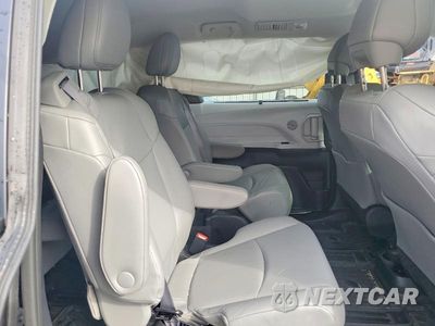 Zdjęcie 11 z 14 samochodu: 2025 TOYOTA SIENNA XLE 7-PASSENGER VIN:5TDJSKFC4SS200780 - miniatura