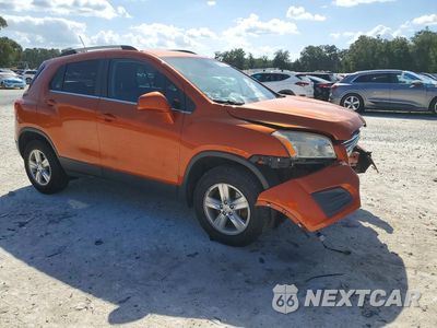 Czwarte zdjęcie samochodu z boku: 2015 CHEVROLET TRAX 1LT VIN:KL7CJRSB9FB062424 - miniatura