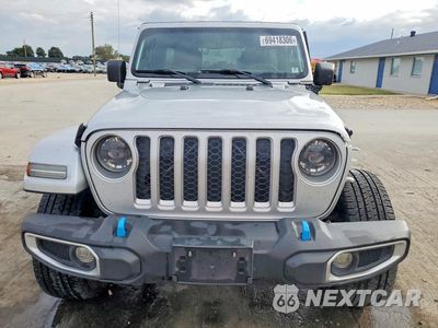 Piąte zdjęcie samochodu w środku: 2023 JEEP WRANGLER SAHARA 4XE VIN:1C4JJXP69PW608885 - miniatura