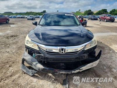 Piąte zdjęcie samochodu w środku: 2017 HONDA ACCORD LX VIN:1HGCR2F38HA221028 - miniatura