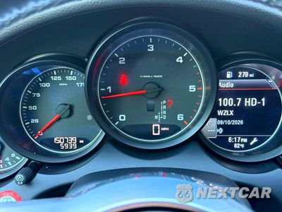 Zdjęcie 8 z 11 samochodu: 2015 PORSCHE CAYENNE VIN:WP1AF2A28FLA38063 - miniatura