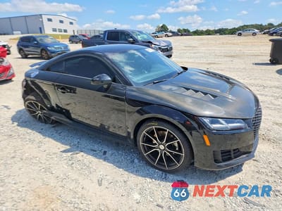 Czwarte zdjęcie samochodu z boku: 2017 AUDI TT VIN:TRUC5AFV5H1002846 - miniatura