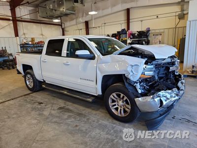 Czwarte zdjęcie samochodu z boku: 2017 CHEVROLET SILVERADO K1500 LT VIN:3GCUKREC1HG504129 - miniatura