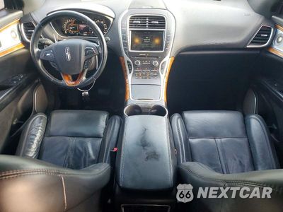 Zdjęcie 8 z 12 samochodu: 2016 LINCOLN MKX RESERVE VIN:2LMTJ8LP8GBL40118 - miniatura