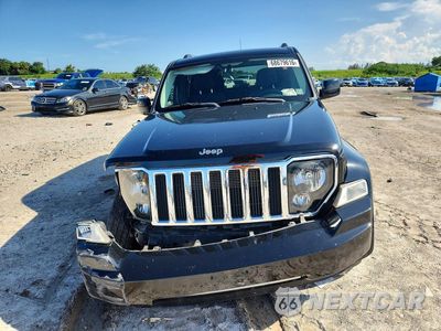 Piąte zdjęcie samochodu w środku: 2011 JEEP LIBERTY SPORT VIN:1J4PN2GK1BW549106 - miniatura
