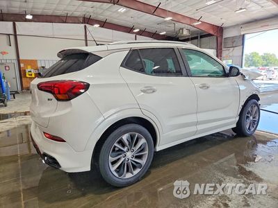 Trzecie zdjęcie samochodu z tyłu: 2023 BUICK ENCORE GX SELECT VIN:KL4MMDSL7PB091619 - miniatura