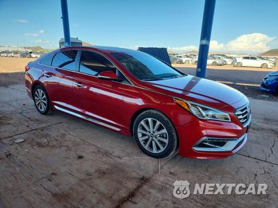 Czwarte zdjęcie samochodu z boku: 2017 HYUNDAI SONATA LIMITED VIN:5NPE34AF6HH586760 - miniatura