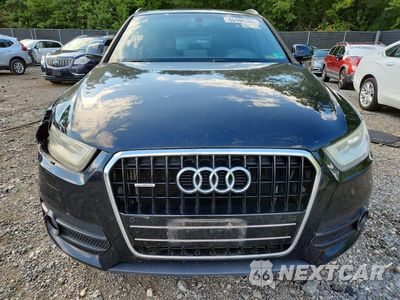 Piąte zdjęcie samochodu w środku: 2015 AUDI Q3 PRESTIGE VIN:WA1GFCFS2FR008526 - miniatura
