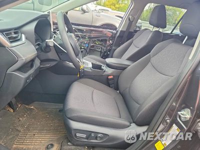 Zdjęcie 7 z 12 samochodu: 2025 TOYOTA RAV4 HYBRID XLE VIN:JTMRWRFV4SJ077741 - miniatura