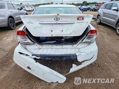 Zdjęcie 6 z 12 samochodu: 2004 TOYOTA CAMRY LE VIN:JTDBE32K640282578 - miniatura