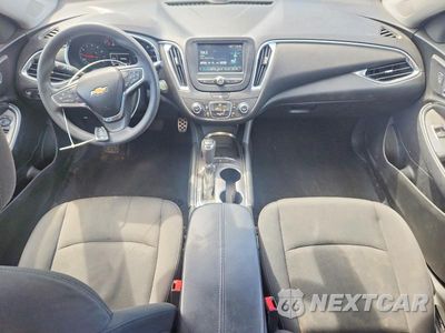 Zdjęcie 8 z 12 samochodu: 2016 CHEVROLET MALIBU LT VIN:1G1ZE5ST3GF217944 - miniatura