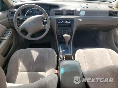 Zdjęcie 8 z 12 samochodu: 1997 TOYOTA CAMRY LE VIN:4T1BG22K1VU179076 - miniatura