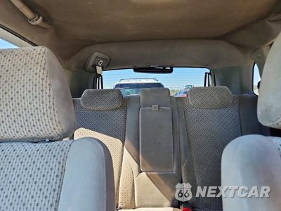 Zdjęcie 10 z 13 samochodu: 2005 HYUNDAI TUCSON GLS VIN:KM8JN12D05U216597 - miniatura