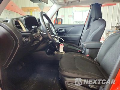Zdjęcie 7 z 12 samochodu: 2016 JEEP RENEGADE LATITUDE VIN:ZACCJBBT5GPC96070 - miniatura