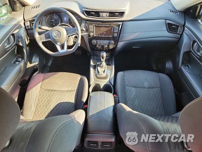 Zdjęcie 8 z 14 samochodu: 2020 NISSAN ROGUE S VIN:5N1AT2MT1LC765096 - miniatura