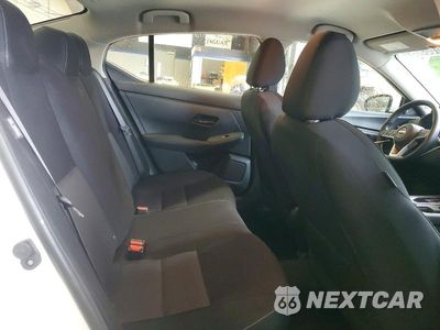 Zdjęcie 10 z 13 samochodu: 2025 NISSAN SENTRA SV VIN:3N1AB8CV7SY360852 - miniatura