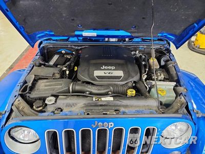 Zdjęcie 11 z 12 samochodu: 2016 JEEP WRANGLER UNLIMITED SAHARA VIN:1C4BJWEG9GL230773 - miniatura