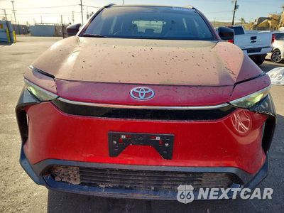 Piąte zdjęcie samochodu w środku: 2024 TOYOTA BZ4X XLE VIN:JTMAAAAA8RA042793 - miniatura