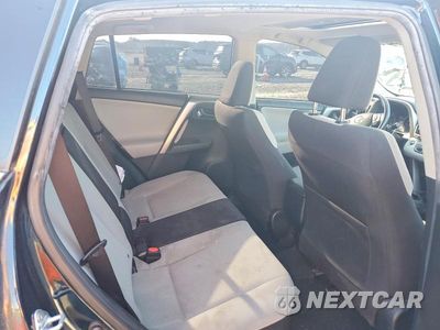 Zdjęcie 11 z 13 samochodu: 2018 TOYOTA RAV4 XLE VIN:JTMRFREV7JJ254332 - miniatura
