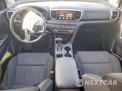 Zdjęcie 8 z 13 samochodu: 2020 KIA SPORTAGE LX VIN:KNDPMCAC3L7666441 - miniatura