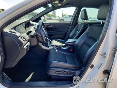 Zdjęcie 7 z 12 samochodu: 2017 HONDA ACCORD SPORT VIN:1HGCR2F55HA267109 - miniatura