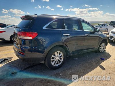 Trzecie zdjęcie samochodu z tyłu: 2016 KIA SORENTO LX VIN:5XYPG4A32GG004548 - miniatura