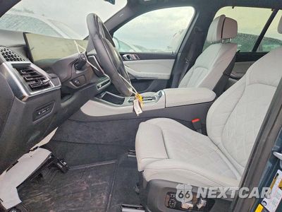 Zdjęcie 7 z 12 samochodu: 2026 BMW X5 XDRIVE50E VIN:5UX43EU08T9315918 - miniatura