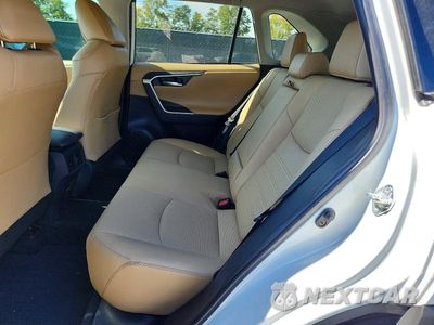 Zdjęcie 10 z 12 samochodu: 2019 TOYOTA RAV4 LIMITED VIN:2T3Y1RFVXKW045663 - miniatura