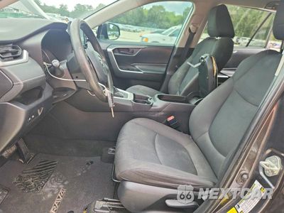 Zdjęcie 7 z 14 samochodu: 2020 TOYOTA RAV4 LE VIN:2T3H1RFV7LC077540 - miniatura