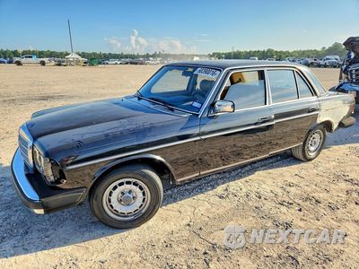 1981 MERCEDES-BENZ 300 D WDBAB30A1BB240835 - główne zdjęcie licytacji z USA - miniatura
