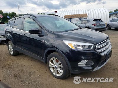 Czwarte zdjęcie samochodu z boku: 2018 FORD ESCAPE SE VIN:1FMCU9GD9JUB76128 - miniatura