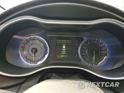Zdjęcie 9 z 12 samochodu: 2015 CHRYSLER 200 LIMITED VIN:1C3CCCAB4FN630903 - miniatura
