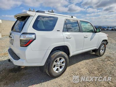 Trzecie zdjęcie samochodu z tyłu: 2023 TOYOTA 4RUNNER SR5 VIN:JTEEU5JR6P5302714 - miniatura