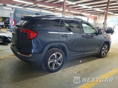 Trzecie zdjęcie samochodu z tyłu: 2018 GMC TERRAIN VIN:3GKALVEV2JL230449 - miniatura