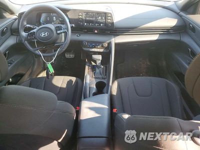 Zdjęcie 8 z 12 samochodu: 2025 HYUNDAI ELANTRA SEL SPORT VIN:KMHLM4DG4SU959666 - miniatura