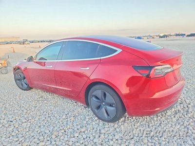 Drugie zdjęcie samochodu z przodu: 2018 TESLA MODEL 3 VIN:5YJ3E1EA3JF034023 - miniatura