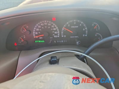 Zdjęcie 9 z 12 samochodu: 2000 FORD EXPEDITION EDDIE BAUER VIN:1FMRU1769YLB05427 - miniatura