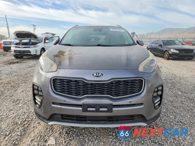 Piąte zdjęcie samochodu w środku: 2018 KIA SPORTAGE SX VIN:KNDPR3A6XJ7419667 - miniatura
