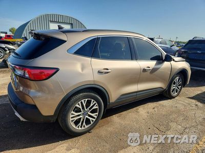 Trzecie zdjęcie samochodu z tyłu: 2021 FORD ESCAPE SEL VIN:1FMCU0H66MUA57260 - miniatura