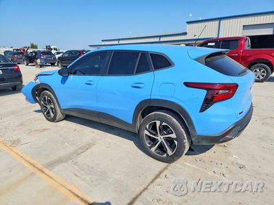 Drugie zdjęcie samochodu z przodu: 2024 CHEVROLET TRAX 1RS VIN:KL77LGE26RC150888 - miniatura