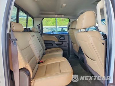 Zdjęcie 10 z 12 samochodu: 2018 GMC SIERRA K1500 DENALI VIN:3GTU2PEJ9JG132838 - miniatura