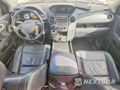 Zdjęcie 8 z 12 samochodu: 2014 HONDA PILOT TOURING VIN:5FNYF4H93EB027715 - miniatura