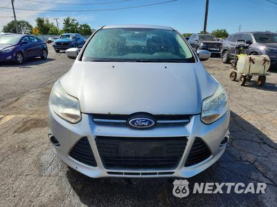 Piąte zdjęcie samochodu w środku: 2012 FORD FOCUS SE VIN:1FAHP3F28CL335959 - miniatura